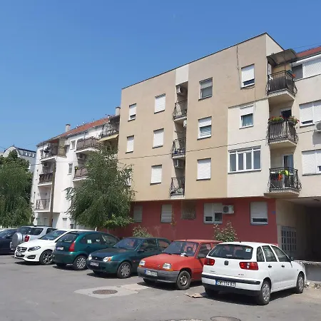 Navigator Center Apartman *