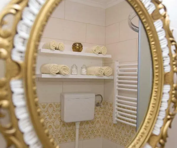 Apartman Navigator Center *