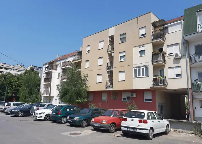 Navigator Center Apartman *